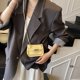 thumbnail image 3 of Mini bolso cuadrado retro coreano para mujer, nuevo estilo de primavera 2025, bolso bandolera informal retro de nicho, 3 of 5