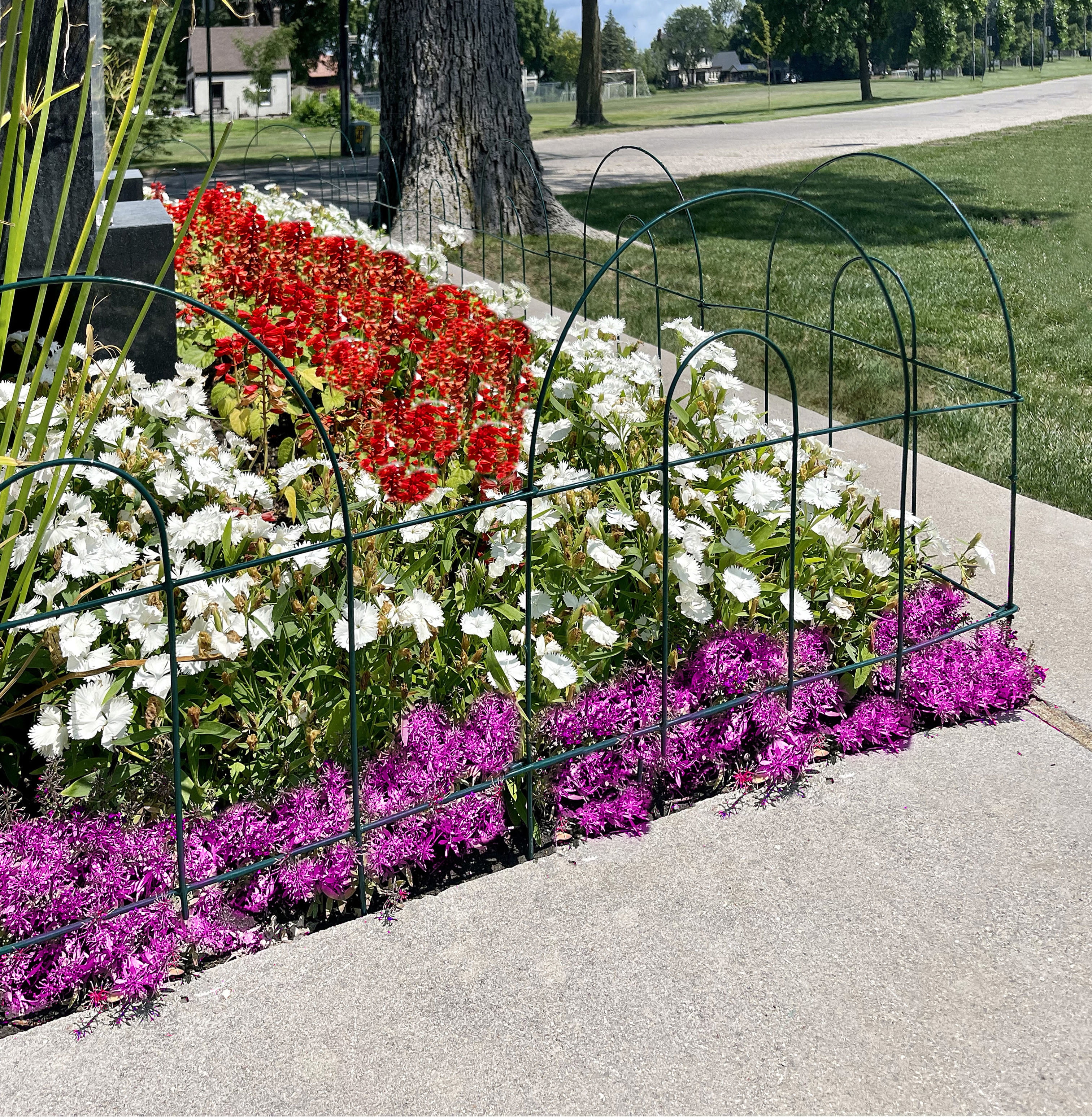 green garden♡ Expert Gardener 18in H x 8ft L Green Steel Folding Garden