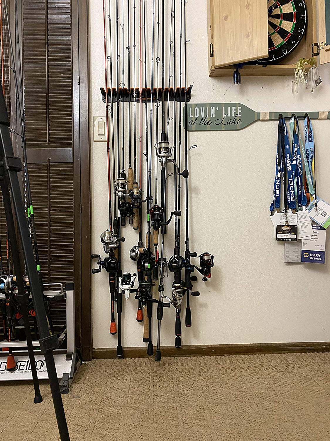 KastKing Patented V15 Vertical Fishing Rod Holder – Wall Mounted Fishing  Rod Rack, Store 15 Rods or Fishing Rod Combos in 18 In. Great Fishing Pole  Holder and Rack 