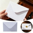 thumbnail image 2 of Papel de regalo con sobre blanco para un embalaje elegante y hojas decorativas para fiestas, rollo a granel, 2 of 8