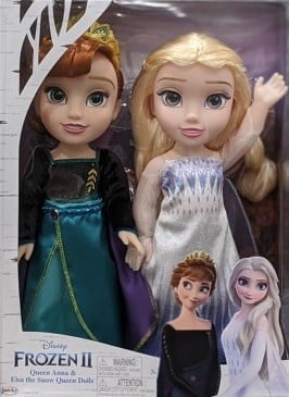 queen anna and snow queen elsa