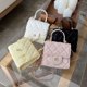 thumbnail image 4 of Bolso pequeño de verano para mujer, estilo socialité, portátil, cuadrado, pequeño, con cadena de rombos, bolso de mensajero que combina con todo, 4 of 5