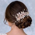 thumbnail image 4 of Tocado de flores hecho a mano con hojas de aleación, tocado de boda nupcial, joyería de diamantes de imitación para el cabello, peineta para el cabello, accesorios nupciales para el cabello Xemadio 2035993-3, 4 of 8