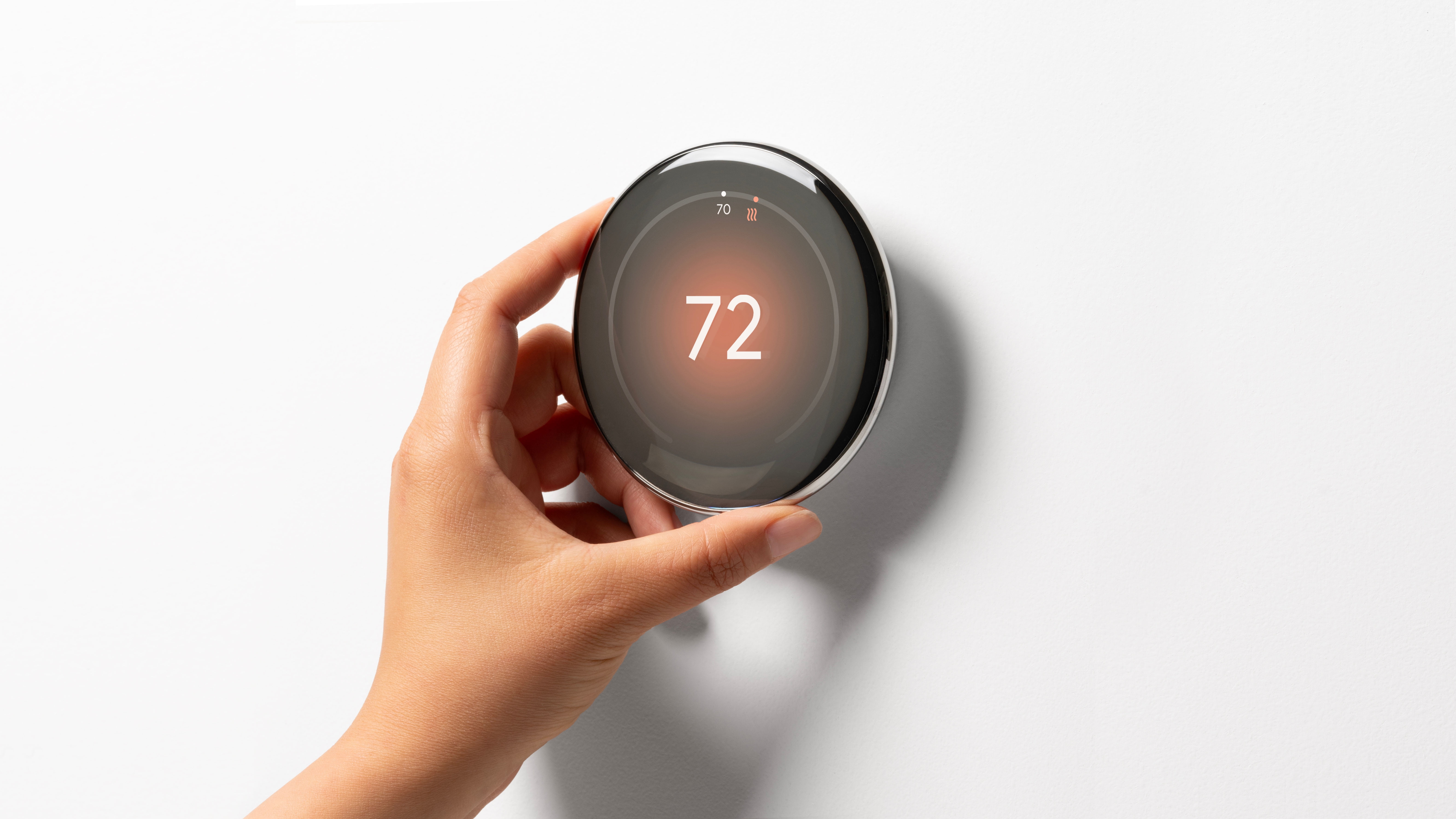 Google Nest Learning Thermostat (4th Gen) with Nest Temperature Sensor (2nd Gen) - Energy-Saving Smart Thermostat with Smart Schedule - Monitors Heating and Cooling System - Polished Silver