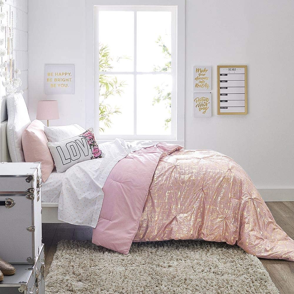 Fully Reversible Comforter in Alexia Pink, Twin and Twin XL Size, Pink