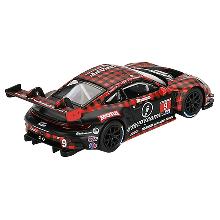 Porsche 911 GT3 R #9 
