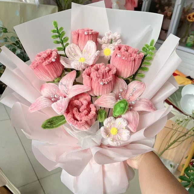 Decoración del hogar, decoración de habitaciones, decoración de paredes, regalo hecho a mano: kit de ramo de rosas para tu novia sosteniendo un ramo de flores