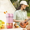 thumbnail image 4 of Mixeurs Portatifs Rechargeables USB, Presse-Agrumes Portable pour Shakes, Moteur 10 Vitesses, Design Léger, pour Voyage Sportif, Activités Extérieures, Taille Compacte, Lames en Acier Inoxydable, Adapté aux Voyages, 4 of 9