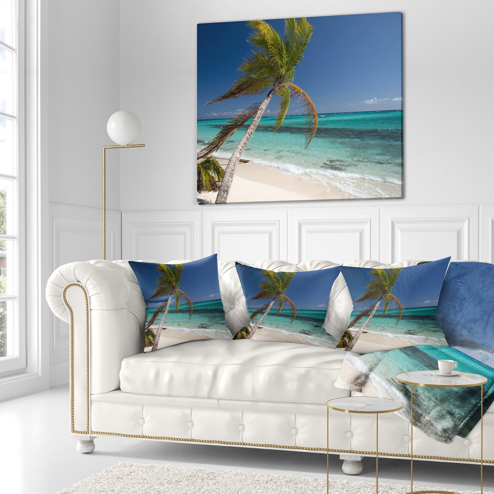 Designart Palm Bent to Picturesque Seashore - Modern Seascape Throw Pillow - 16x16