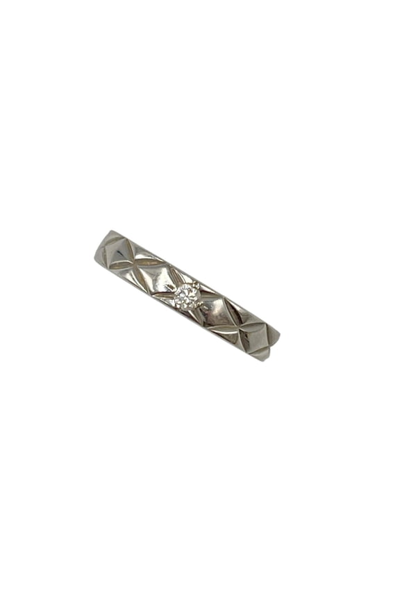 Pre-Owned CHANEL Coco Crush #48 Matelasse Ring in Pt950 Platinum with 1 Diamond, Women's
