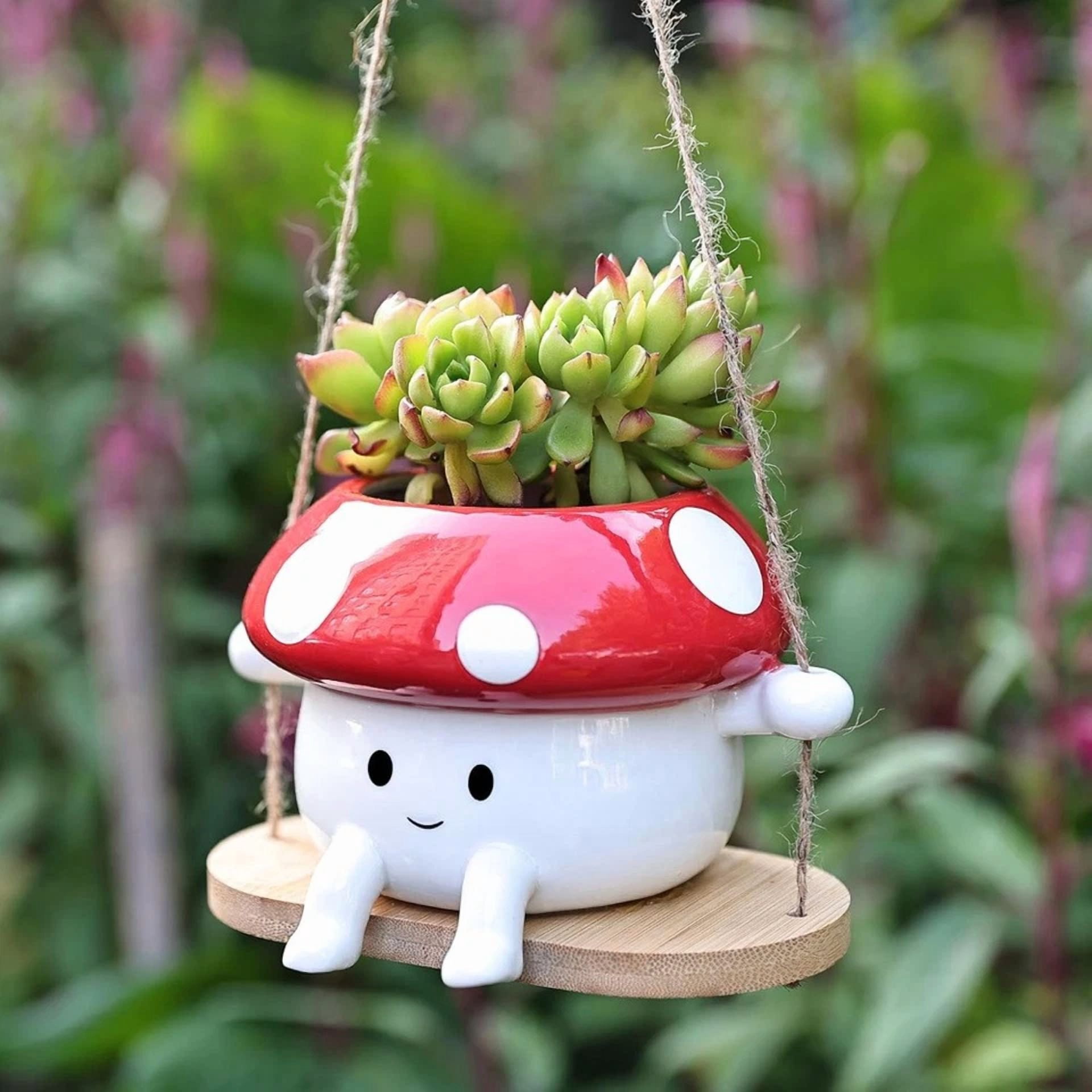 PURELY- Hanging Resin Mushroom Planter/Pot/Plants/Garden/Home Decor Small New