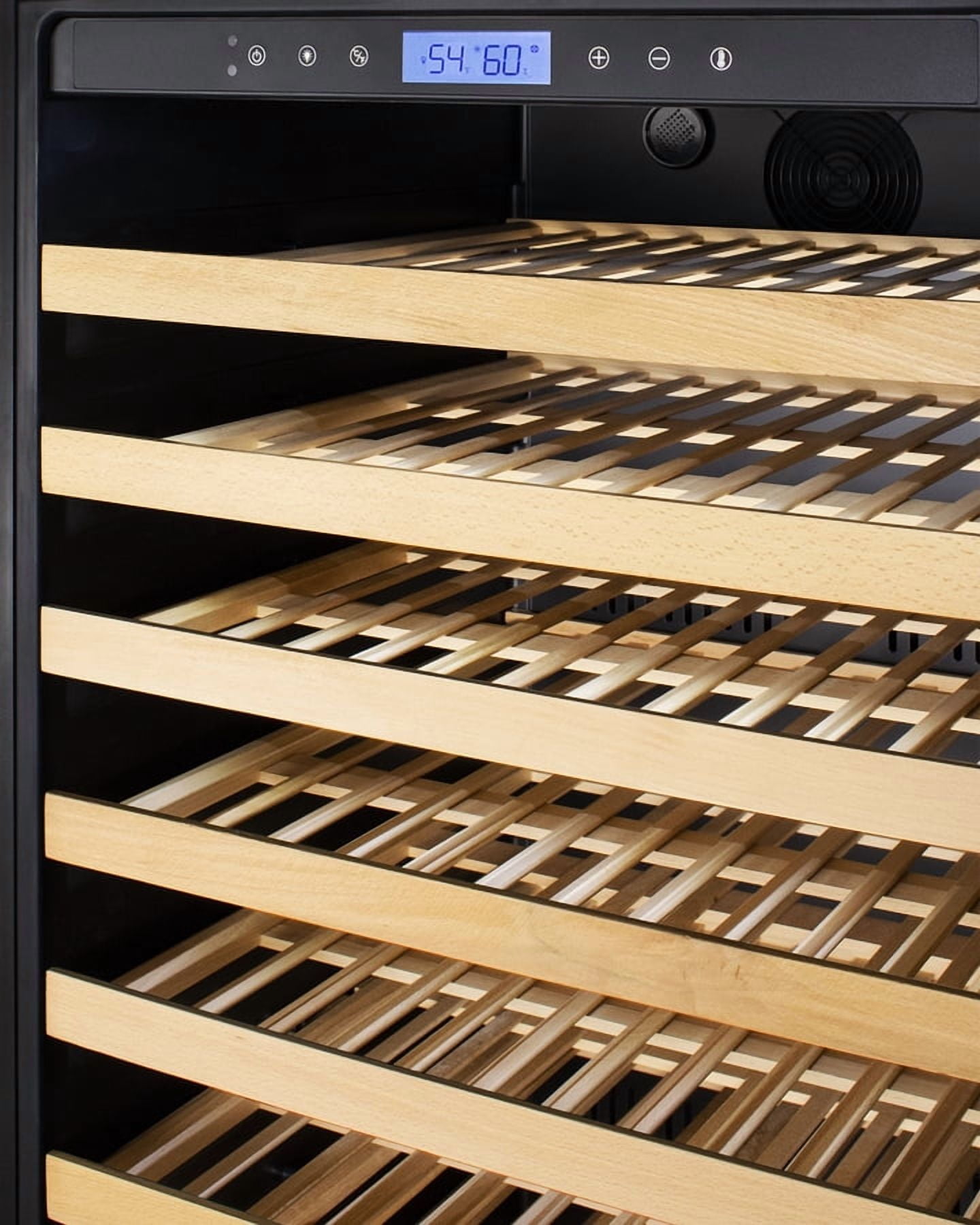 Summit Swc1926bc 24 In Wide 165 Bottle Capacity Built-In / Free Standing Wine Cooler -