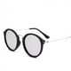 thumbnail image 4 of Gafas de sol clásicas retro con montura redonda, artísticas y frescas. Las mismas gafas de sol, 4 of 5
