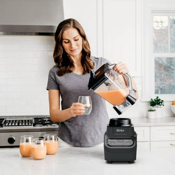 Ninja Licuadora Profesional BL710WM|Sistema de Cocina Tritura Hielo Fruta  Congelada |1000W Renewed Ninja BL710WM