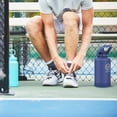 thumbnail image 4 of Takeya Pickleball Botella De Agua Aislada De Acero Inoxidable Con Tapa A Elección Y Asa De Transporte 64 Onzas Rally Blue, 4 of 5