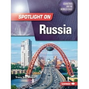 Countries on the World Stage: Spotlight on Russia (Paperback)
