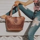 thumbnail image 3 of Bolso de hombro Montana West Hobo Bolso Fashion WRLH-8005BR, 3 of 7