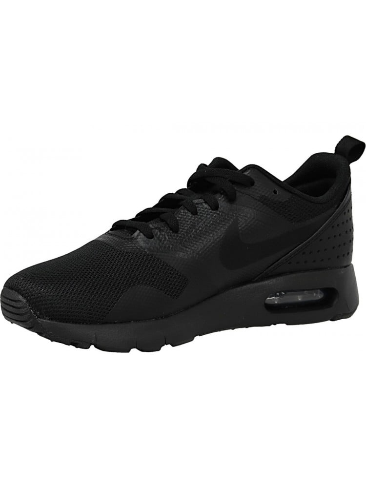 nike tavas running shoes