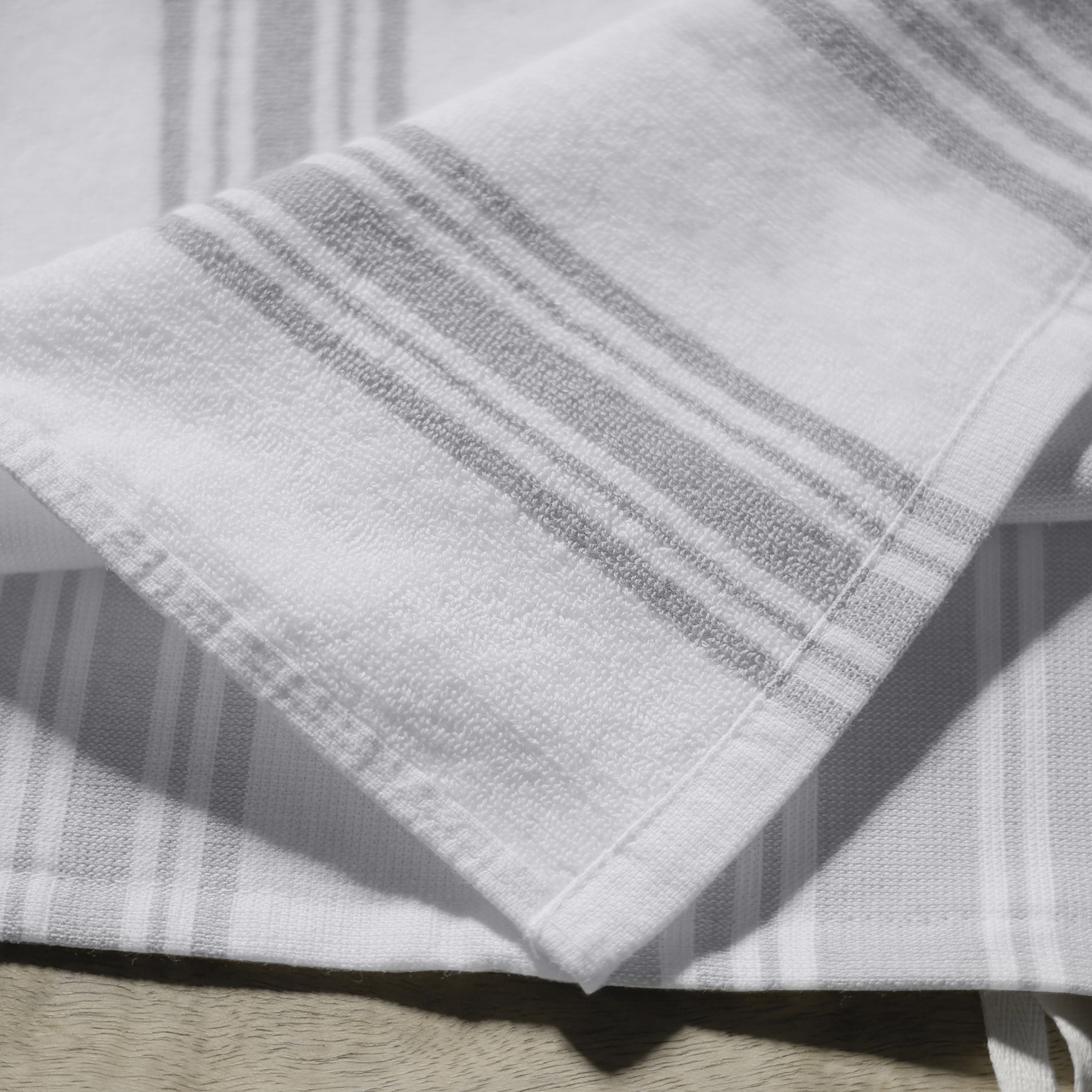 Better Homes & Gardens 2-Pack Kitchen Towels, Soft Silver