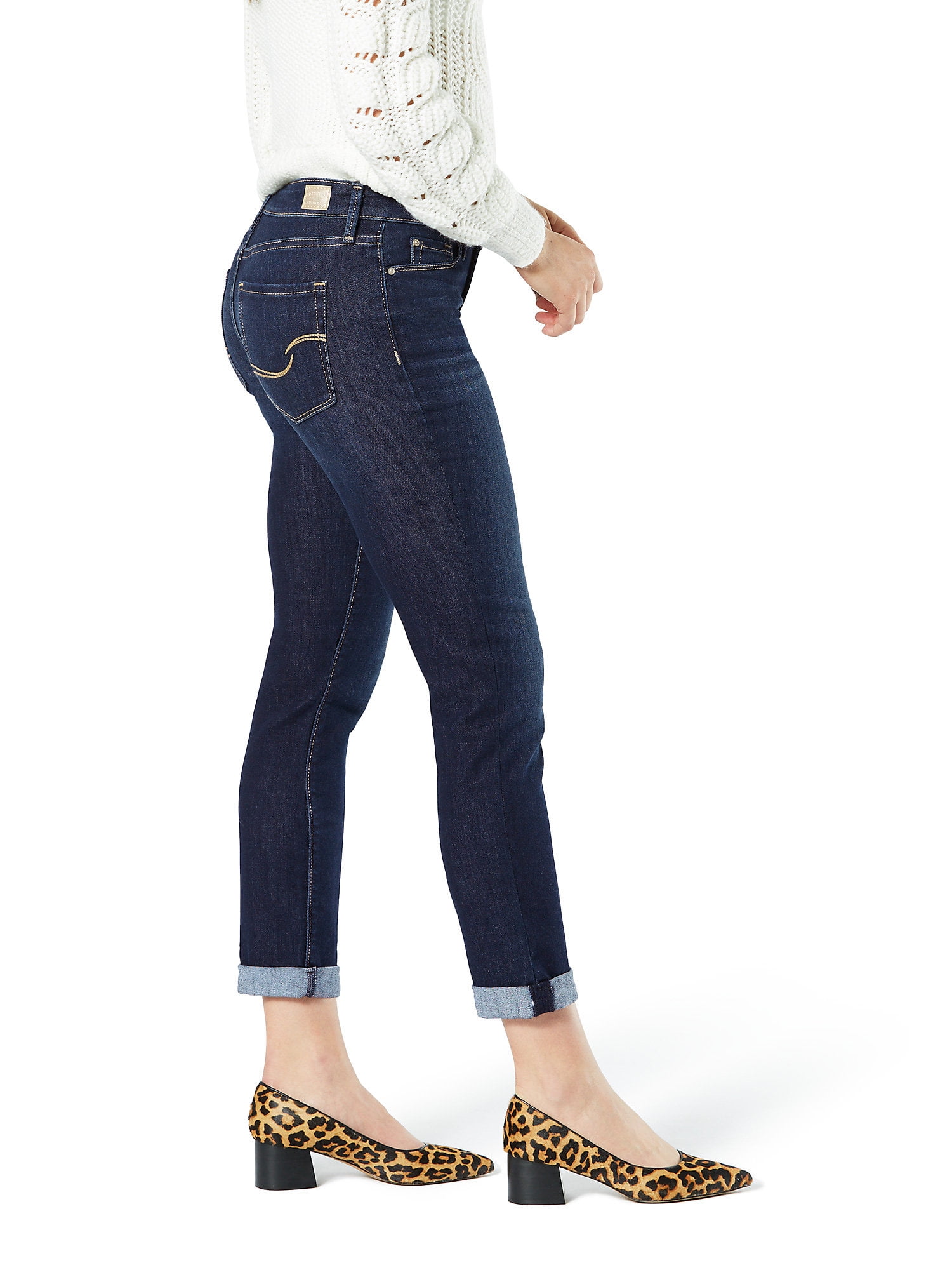 Signature by Levi Strauss & Co. Women's Modern Slim Cuffed Jean