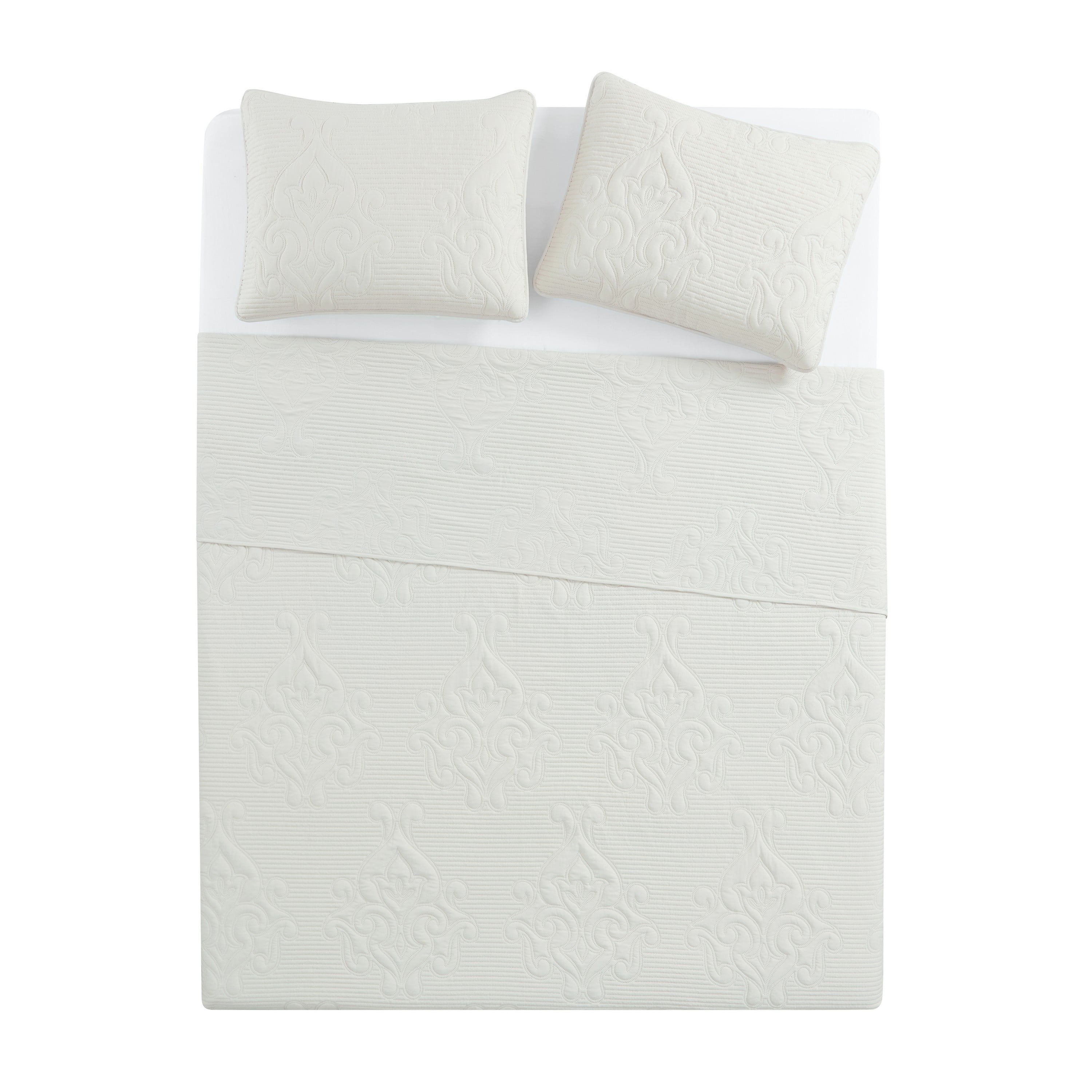 VCNY Home Solomun 3-Piece Ivory Pinsonic Damask Quilt Set, King, Adult, Unisex