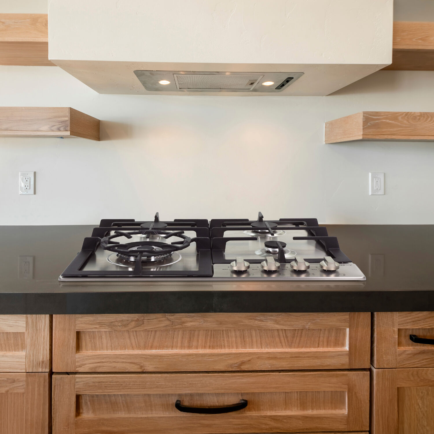 Urban Living 24-in. Gas Cooktop with 4 Burners in Stainless Steel