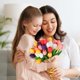 thumbnail image 4 of 10 tulipanes artificiales de tacto real, flores falsas a granel para el Día de la Madre, el hogar, la oficina, centros de mesa, interiores y exteriores, decoraciones de primavera y Pascua., 4 of 6