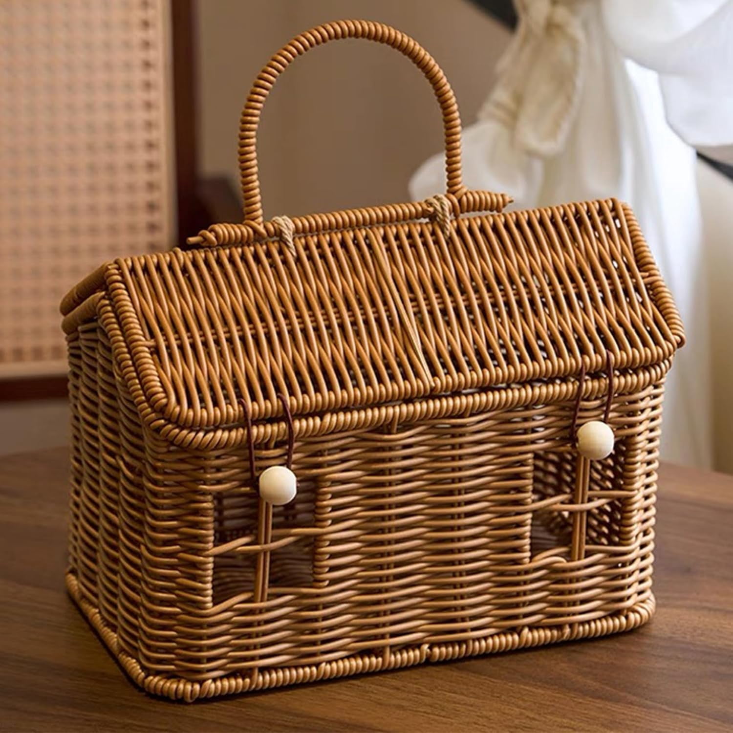 Wicker Picnic Basket: Empty Picnic Baskets with Lid, House Shaped Woven Basket with Folding Handle, Natural Harvest Basket Wicker Basket for Picnics, Easter, Organizing, Storage and More