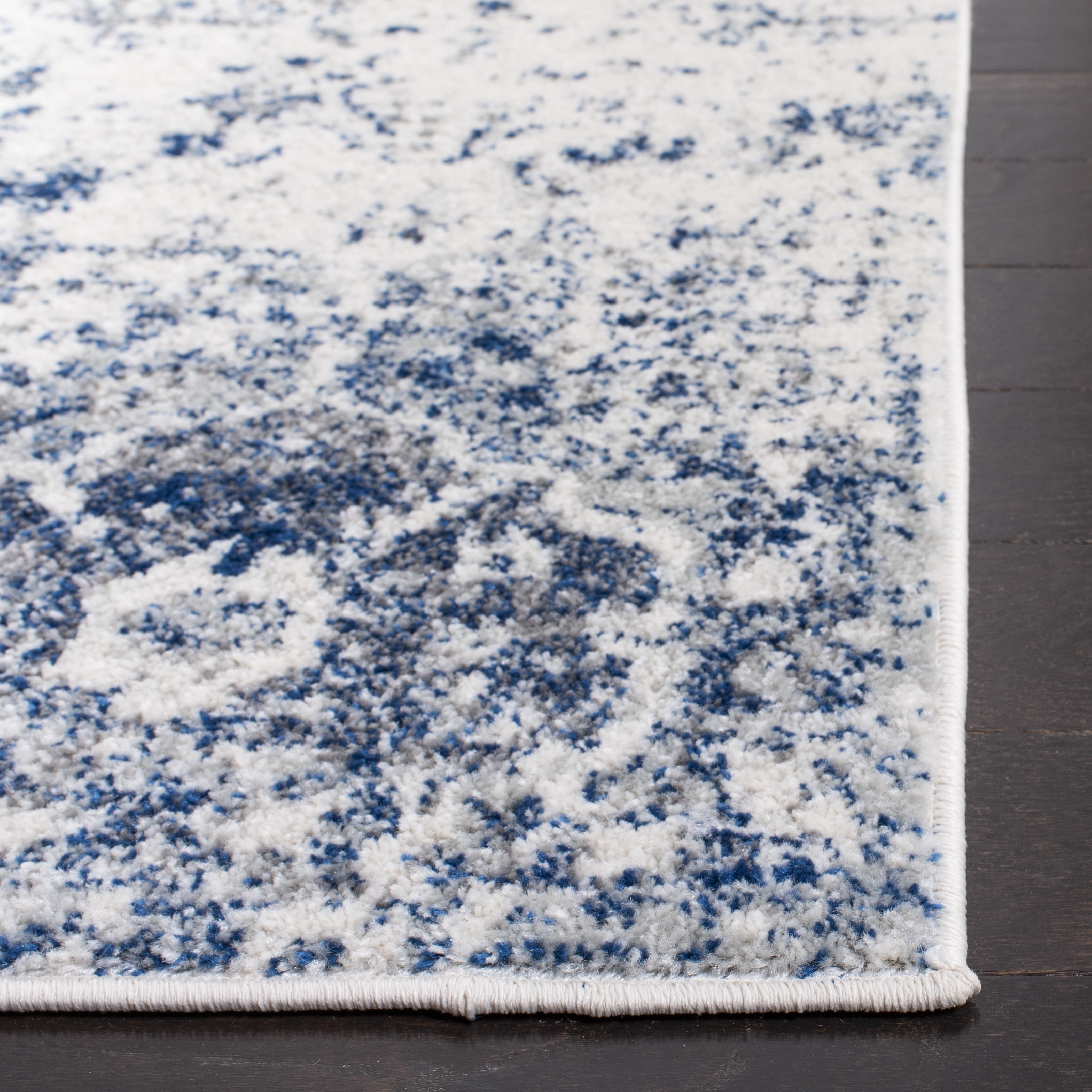 SAFAVIEH Area Rug 9x12 - Madison Collection - Large - Transitional Modern Design, White & Royal Blue, Non-Shedding & Easy Cleaning, Ideal for Living Room, Bedroom, Dining Space (MAD611C)