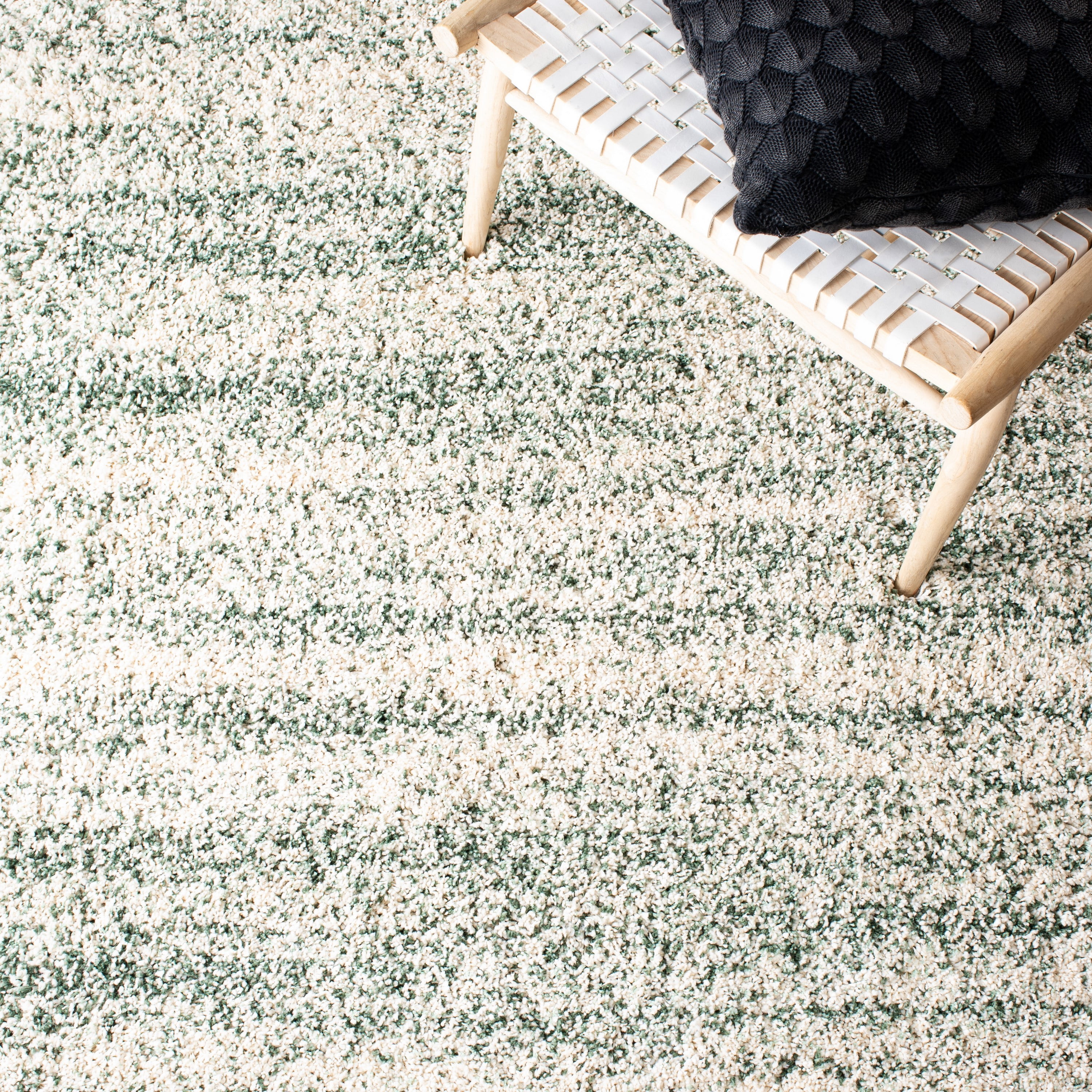 SAFAVIEH Hudson Shag Jaden Striped Area Rug, Ivory/Green, 8' x 10'