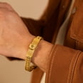 thumbnail image 3 of Pulsera para hombre de acero inoxidable con acabado dorado, 3 of 4