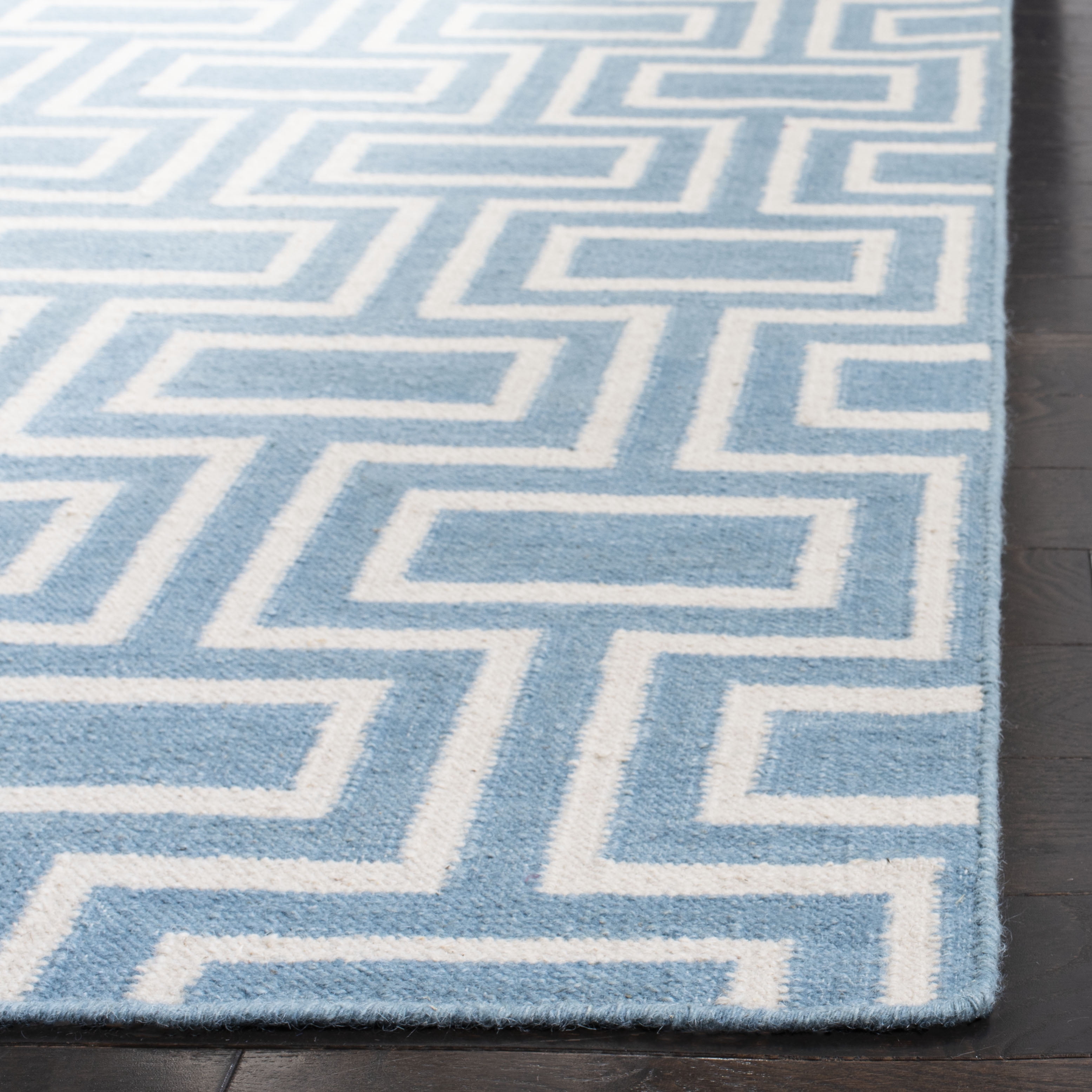 Safavieh Dhurries Abigail Geometric Runner Rug, Light Blue/Ivory, 2'6" x 8'