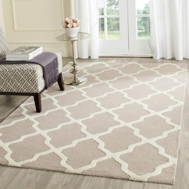 Safavieh Cambridge Liam Geometric Area Rug