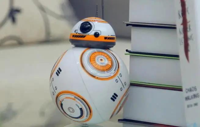 2.4G  Remote Control Rc football ROBOT