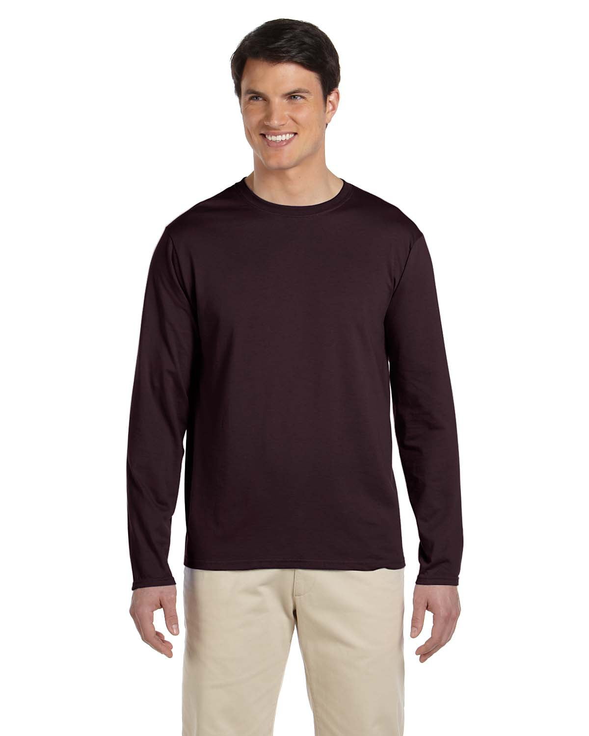 brown gildan shirt