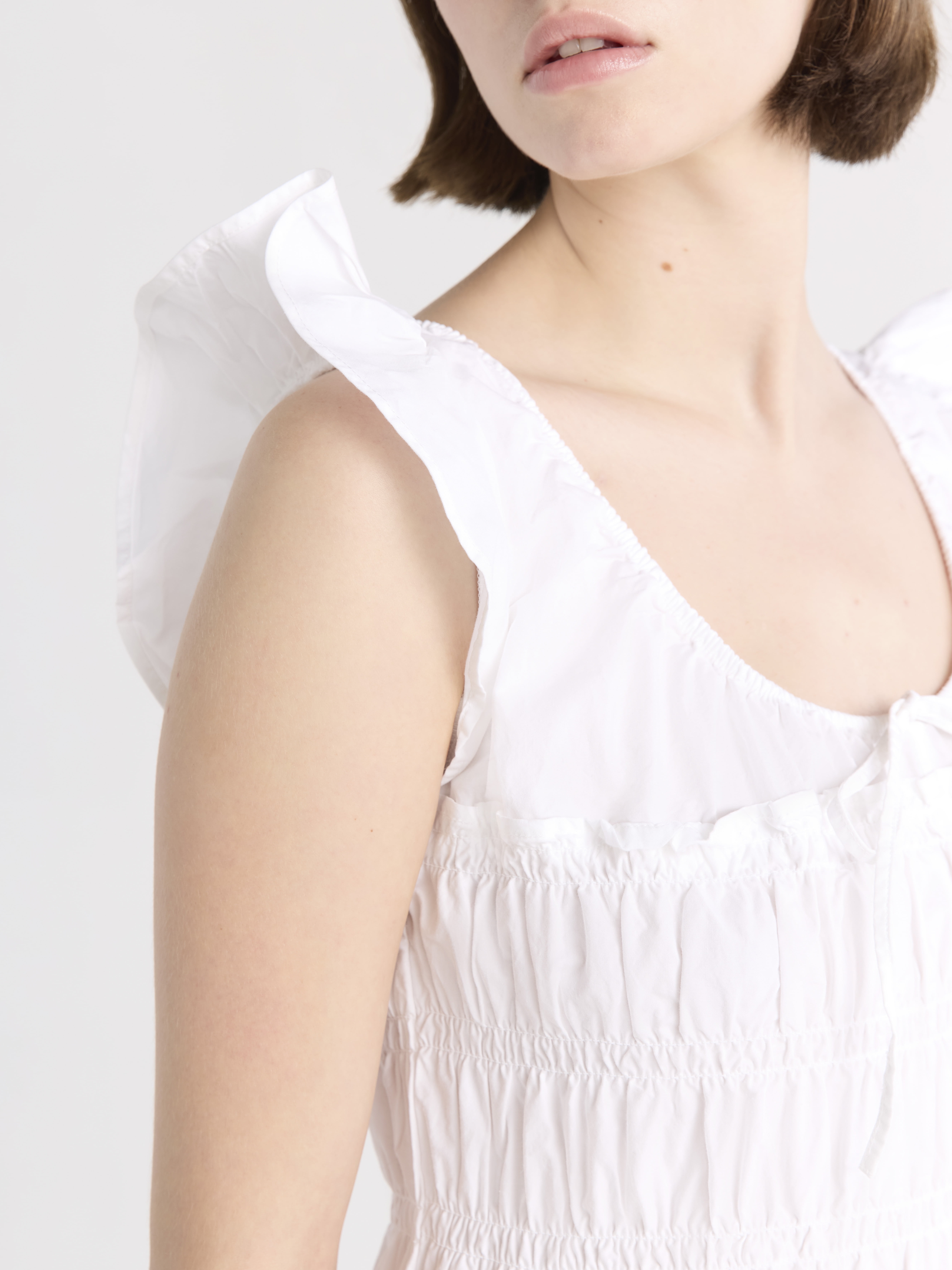 Free Assembly Women's and Women’s Plus Smocked Cotton Mini Dress with Flutter Sleeves, Sizes XS-4X