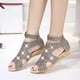 thumbnail image 1 of Zapatos de verano para mujer Sandalias planas informales con boca de pez ahuecadas y tacones de cuña con cremallera para mujer Wmkox8yii nm10197, 1 of 4
