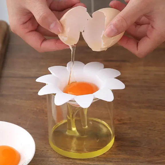 10pcs Flower Design Egg Separator - Effortless Yolk Separation for Baking - Stylish Kitchen Tool - Durable & Easy to Use