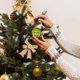 thumbnail image 4 of Bolas navideñas de Grinch para decoración navideña, decoración para fiestas, adornos para árboles, 4 of 5