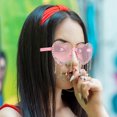 thumbnail image 3 of Gafas de sol con forma de corazón, sin montura, modernas para fiestas y bailes., 3 of 7