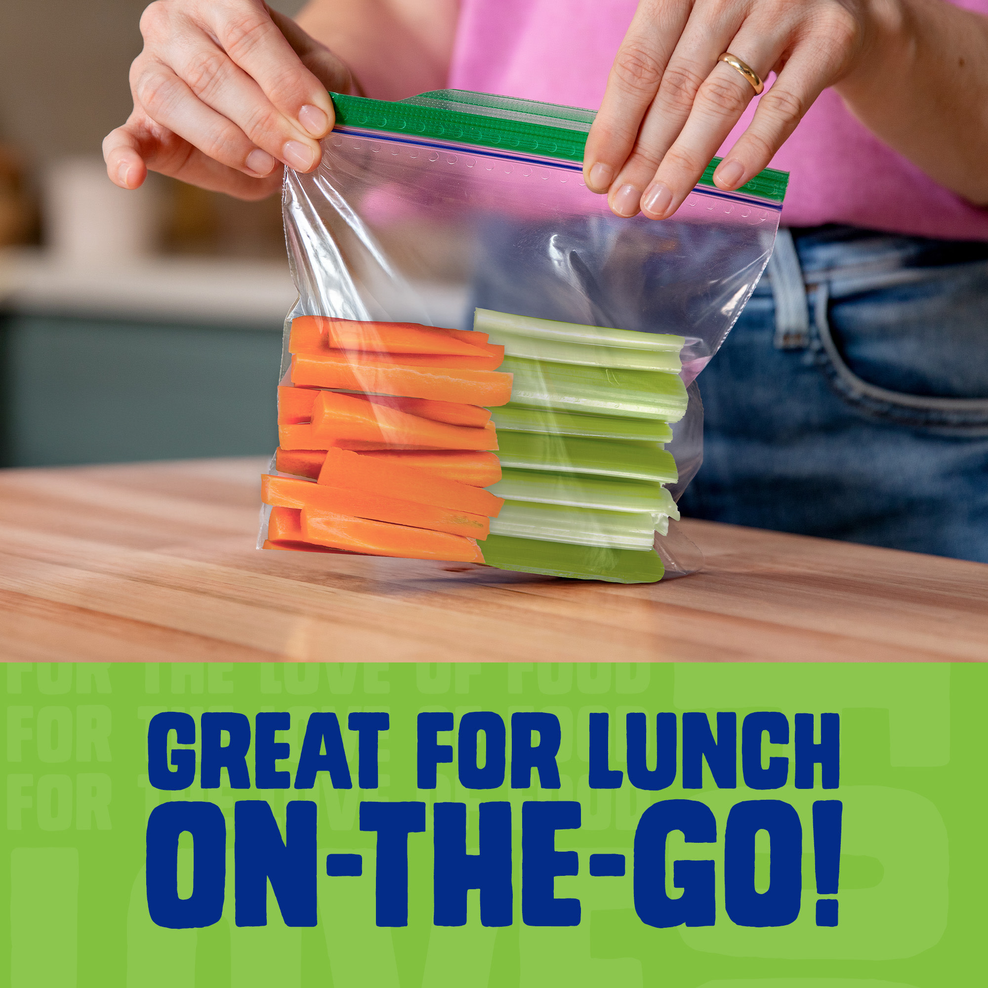 Ziploc XL Sandwich Bags with EasyGuide, 3 Pack photo 6