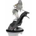 thumbnail image 2 of Femme de Dynamite Sheena Reine de la Jungle (Noir & Blanc) Statue en Résine de 10 Pouces, 2 of 3