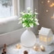 thumbnail image 1 of Ramo de flores artificiales realistas para decoración del hogar., 1 of 6