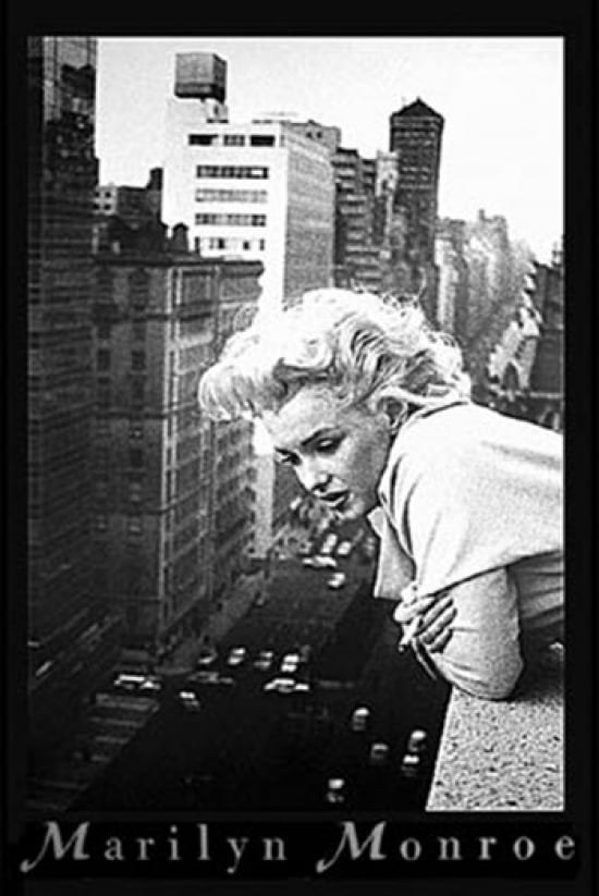 Marilyn Monroe - Balcony Poster (16 x 20) - Walmart.com