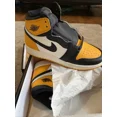 thumbnail image 3 of Jo r-dan 1 Retro High OG Yellow Toe 2022, 3 of 5
