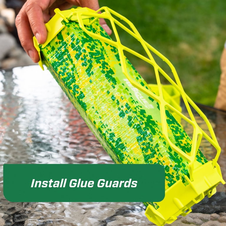 RESCUE! TrapStik for Outdoor Wasps, Mud Daubers, Carpenter Bees
