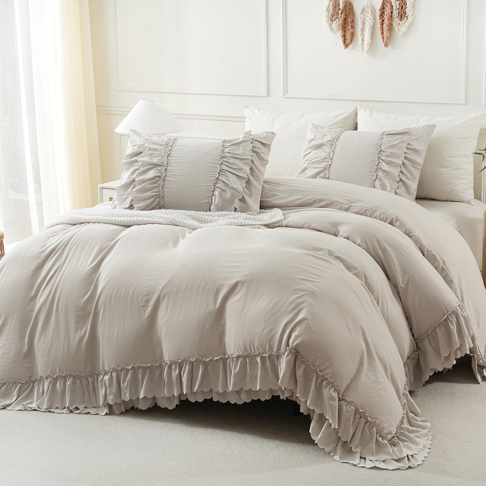 Ruffle Comforter Set Queen Size,Shabby Chic Boho Bedding Sets, Soft Fluffy Comforter Sets for All Season,Vintage Ruffled 3 Pcs Microfiber Lightweight Quilt Set for Home Decor