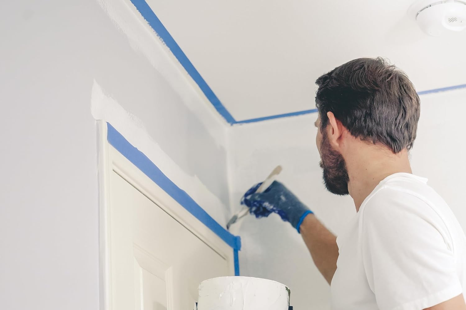 Evolve Drywall Primer & Sealer, Fast-Dry Low Odor Paint Primer for Interior Surfaces, White, 5 gal
