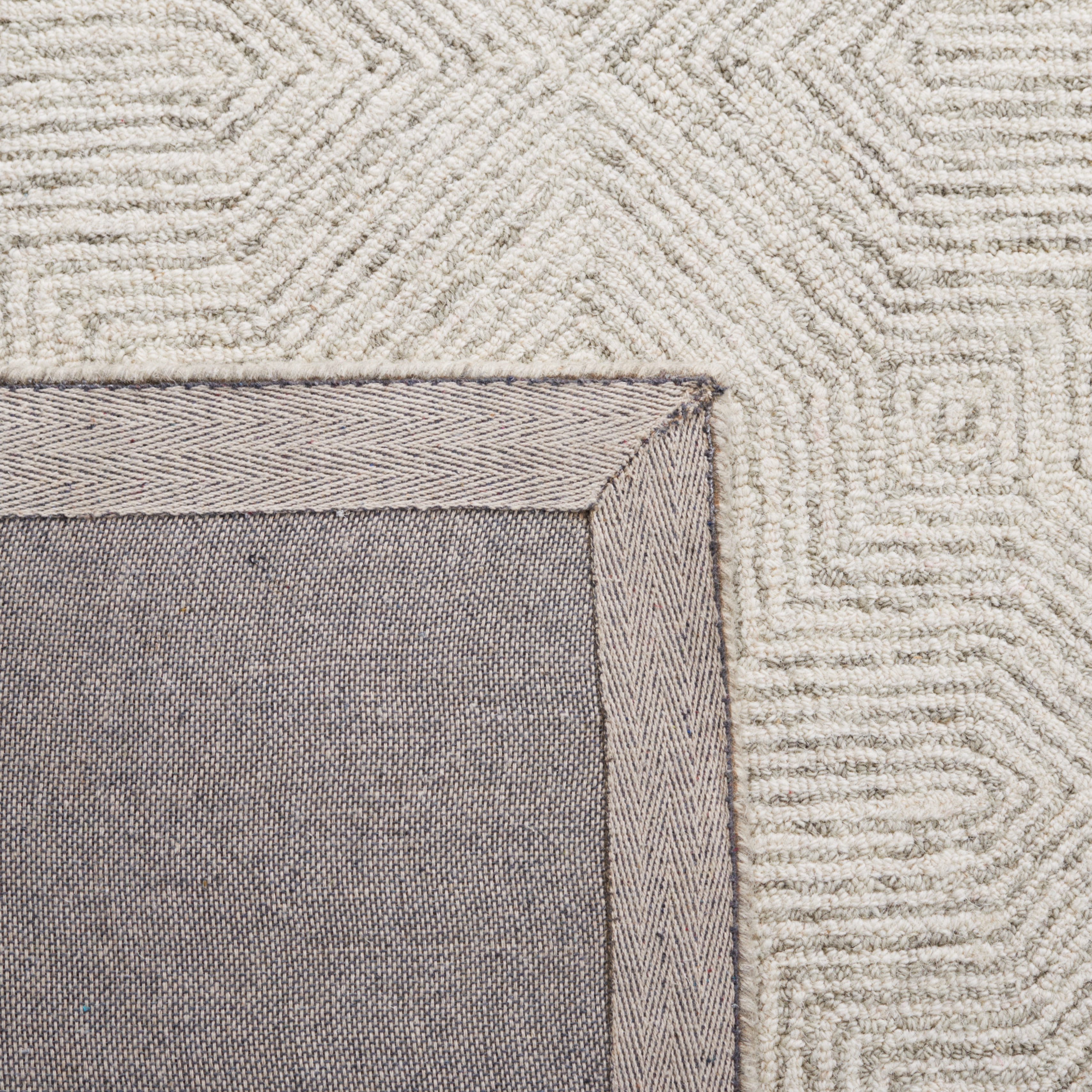 SAFAVIEH Abstract Malvina Geometric Area Rug, Gray/Ivory, 3' x 5'