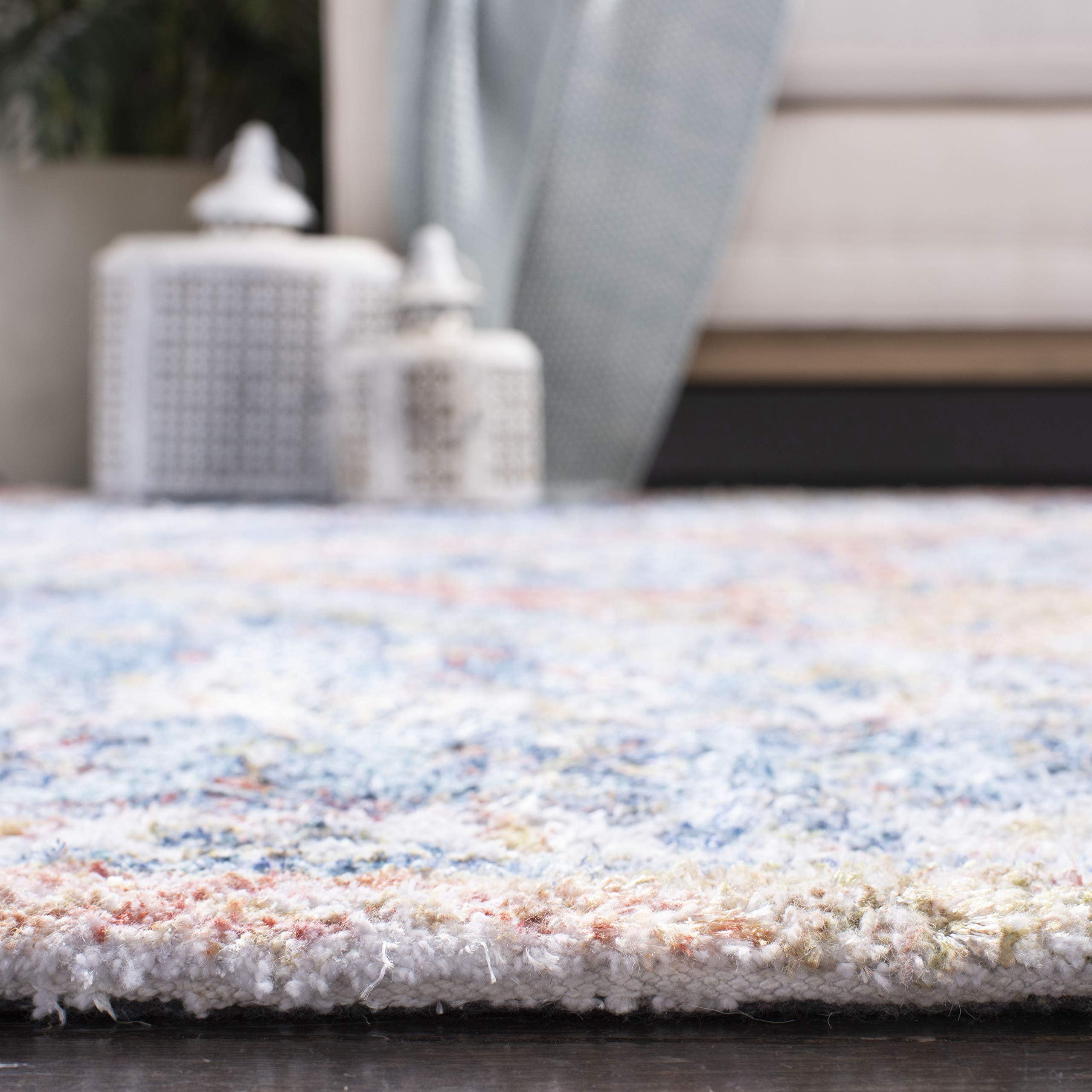 SAFAVIEH Saffron Ethelbert Distressed Oriental Area Rug, Blue/Rust, 3' x 5'